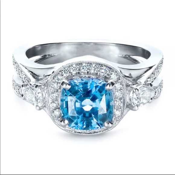 New Women’s 925 Silver Exquisite Engagement Ring - Picture 2 of 5